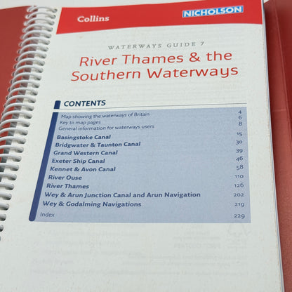 River Thames & the Southern Waterways Guide 7 by Collins Nicholson