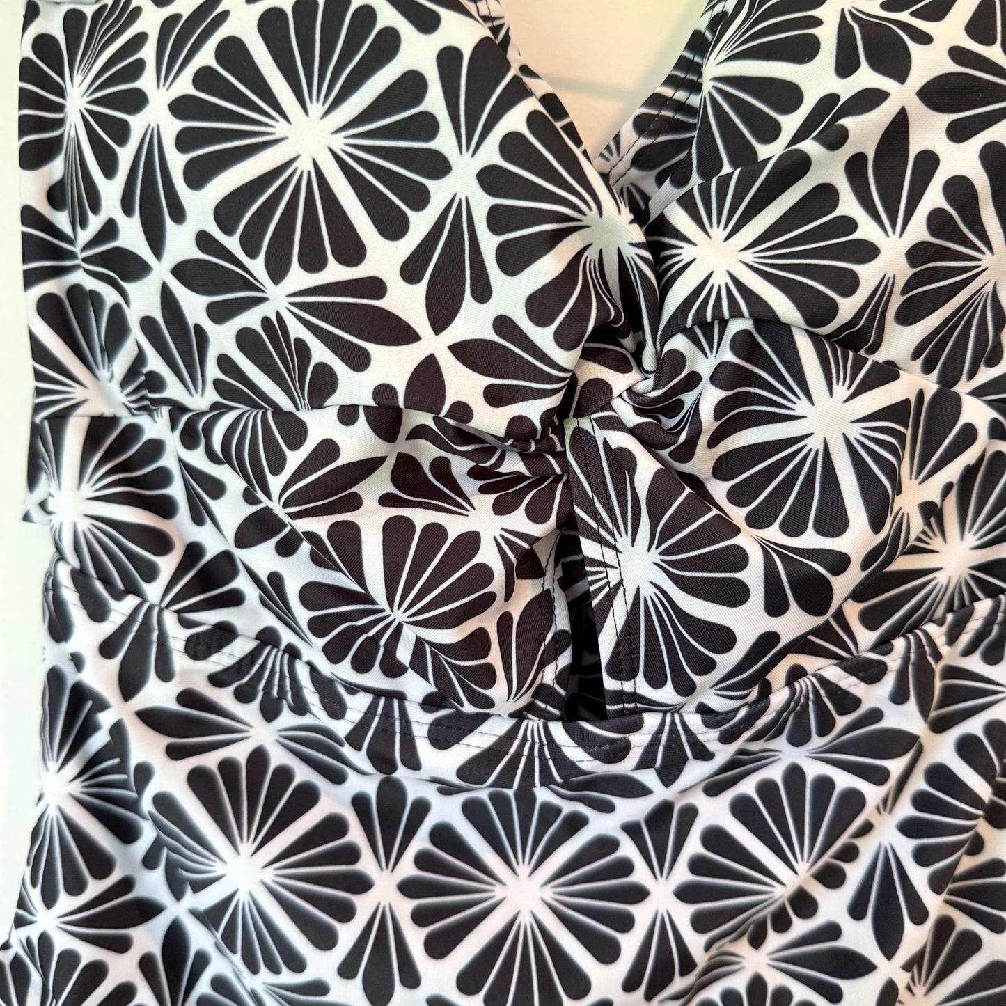 SHEIN Swimsuit Black & White Floral Ruffle Monokini Size M