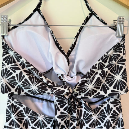SHEIN Swimsuit Black & White Floral Ruffle Monokini Size M