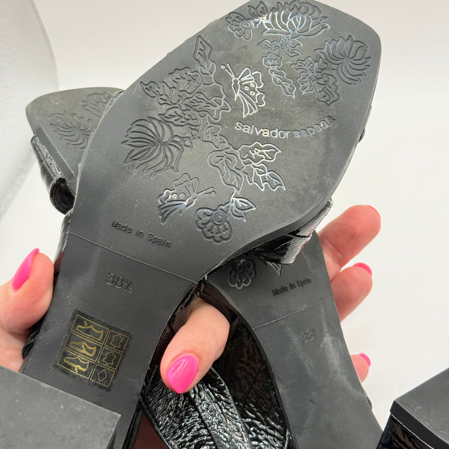 Salvador Sapena Black Patent Leather Block Heel Sandals (Size 38.5)