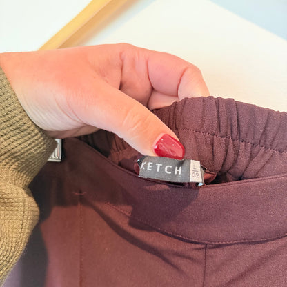 Sketch Ankle Grazer Pants in Maroon - Size L