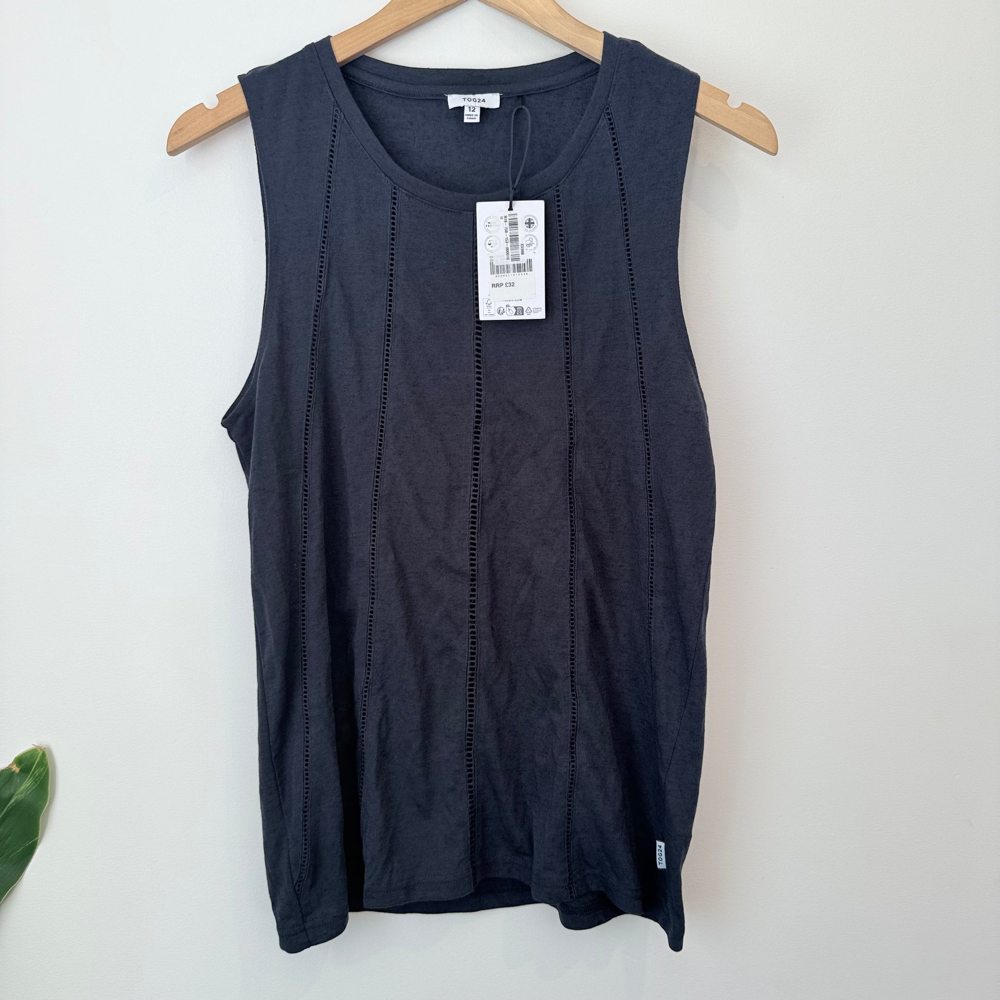 Tog24 sleeveless top – charcoal – size 12 - tank tops top women’s apparel