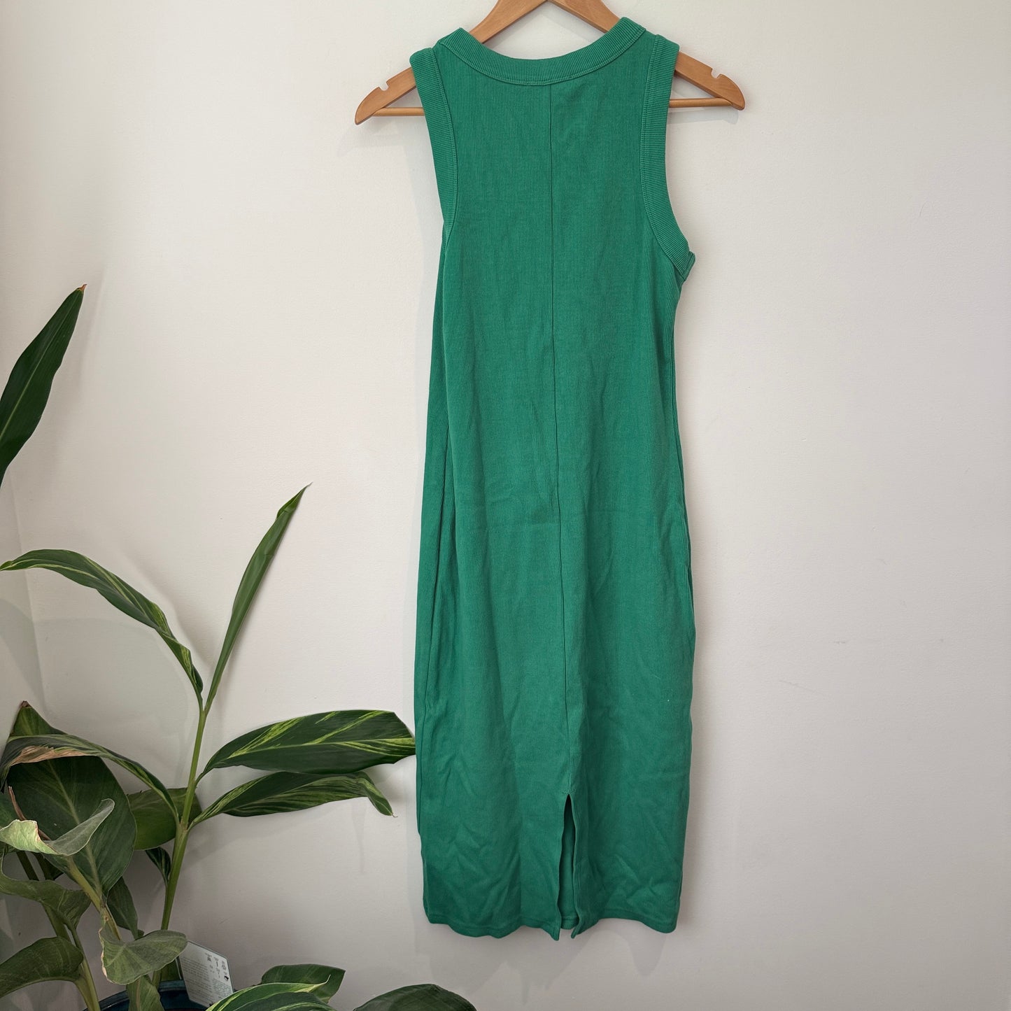 Mineral Green Sleeveless Ribbed Viscose Midi Dress. Size S