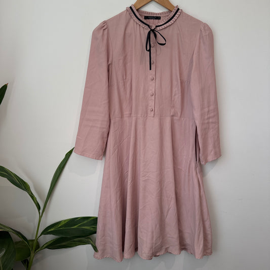 Mohito Long-sleeved Midi Dress Size 38