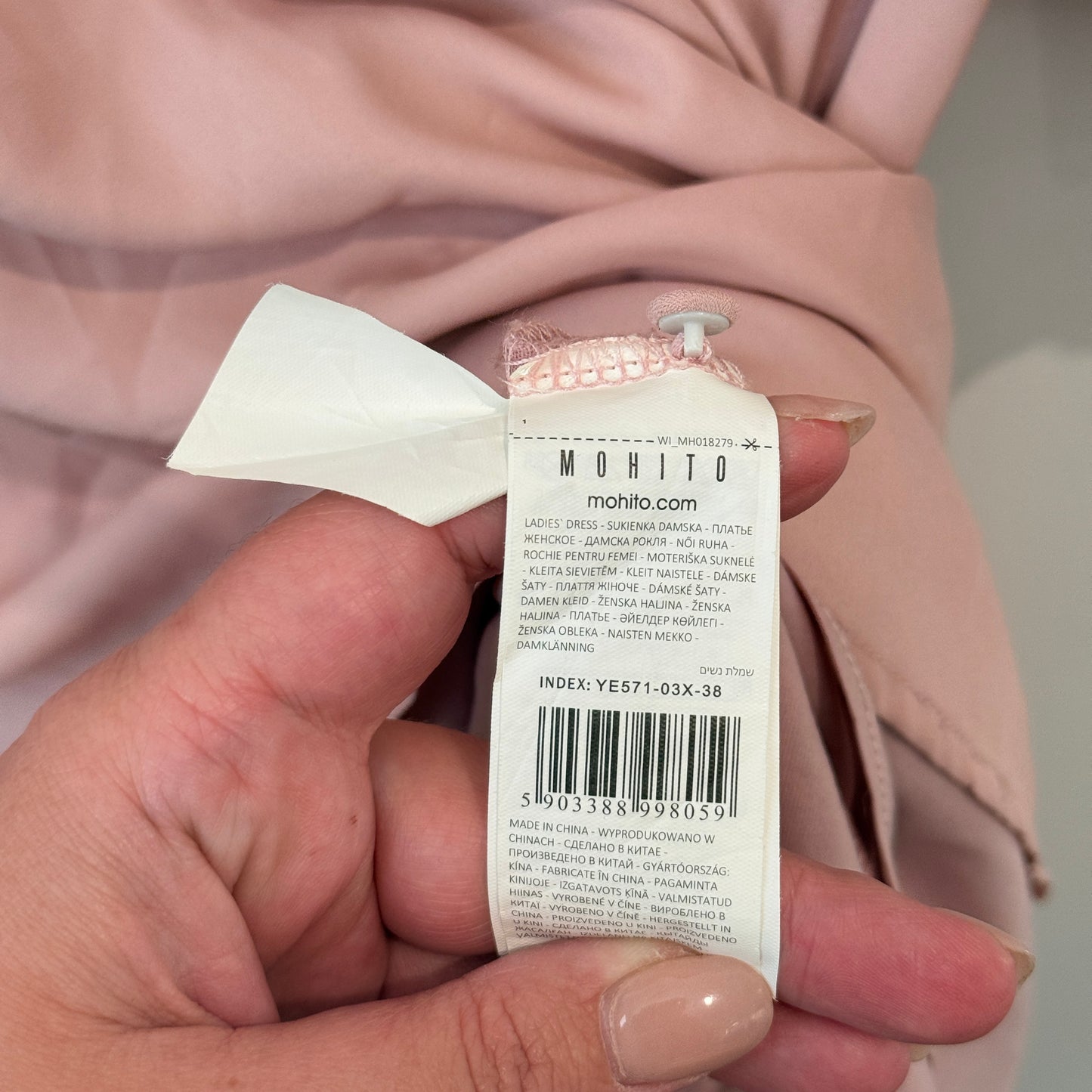 Mohito Long-sleeved Midi Dress Size 38