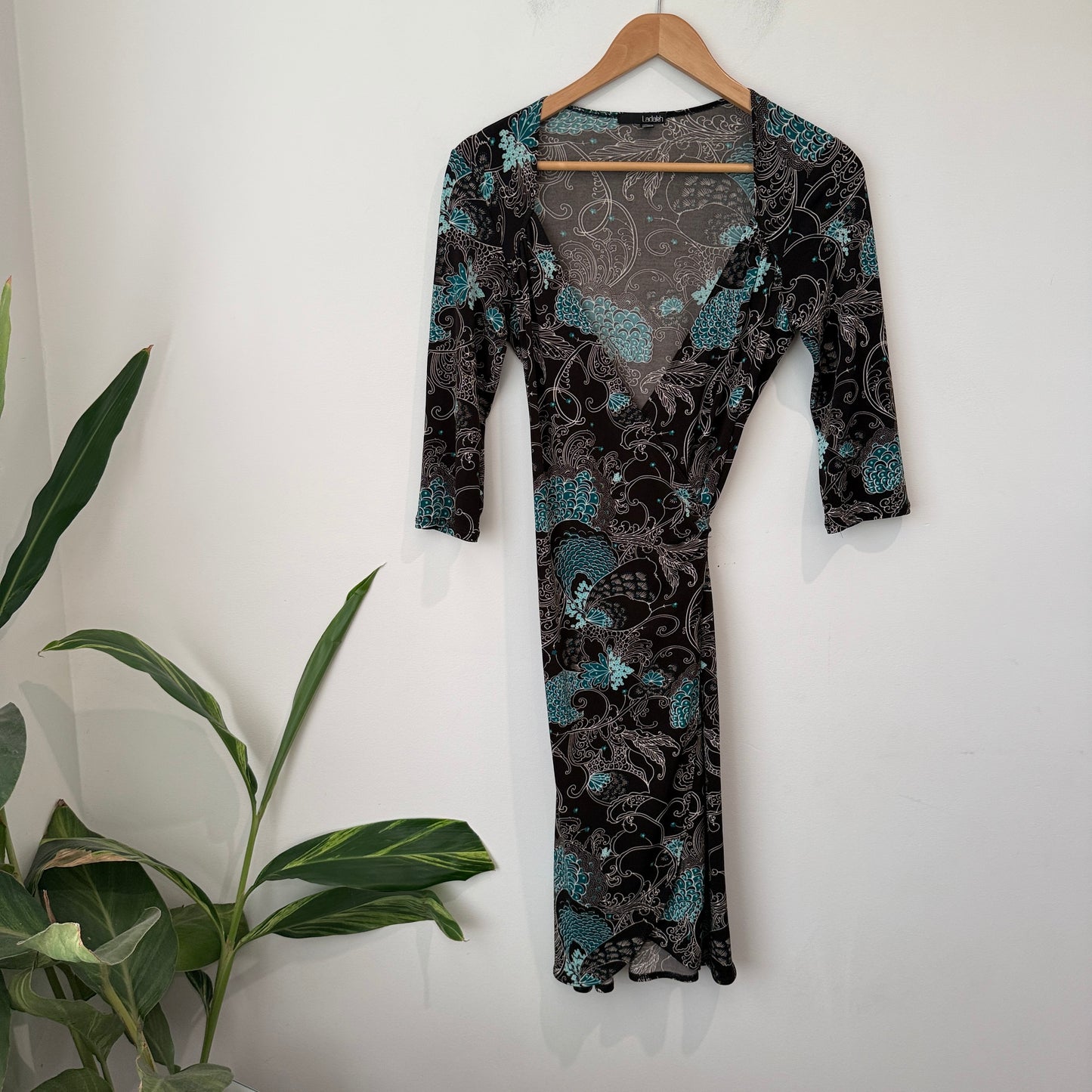 Ladakh Paisley Print Jersey Wrap Dress Size M