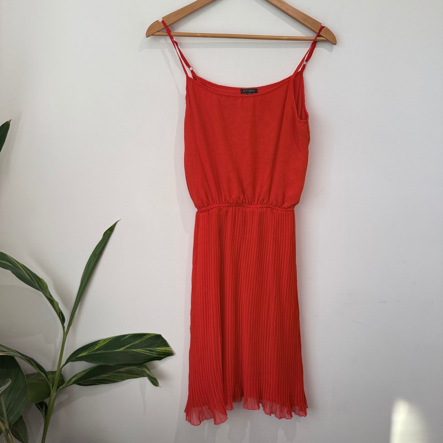 Storm Red Sleeveless Pleated Midi Dress Size 8