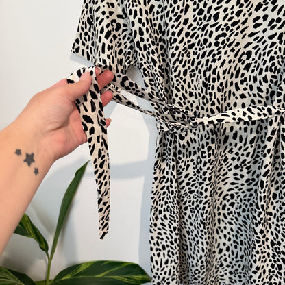 Brand Unknown Leopard Print Short-sleeve Mini Dress Size U/Arm to U/Arm 44cm