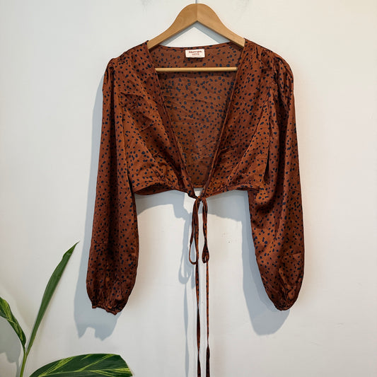 Showpo. Long Balloon Sleeves Wrap Top Size 10
