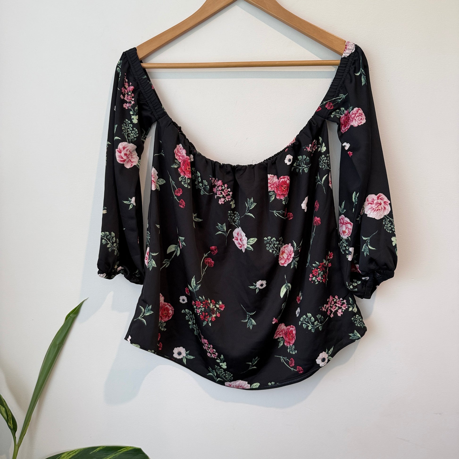 Product Details:  floral print off-the-shoulder top