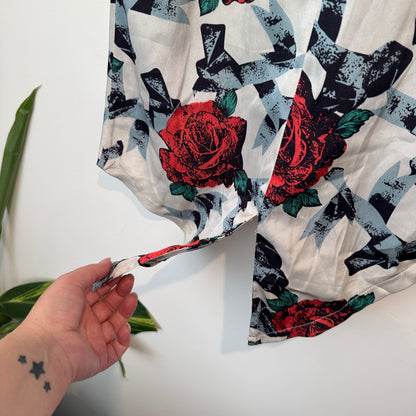 Black Friday Size 8 Sleeveless Floral Blouse