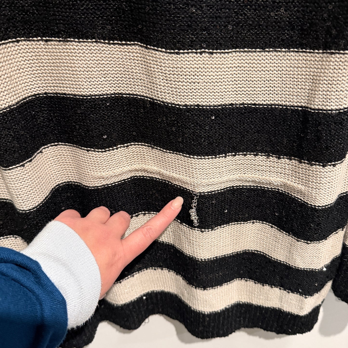 Emerge Black And Beige Striped Crewneck Sweater Size L