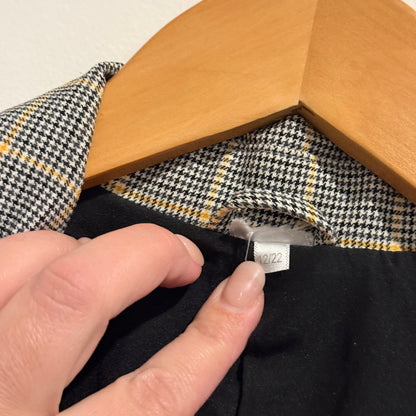 Brand Unknown Gray And Beige Plaid Blazer Jacket Size 12/22 | U/Arm to U/Arm 46cm