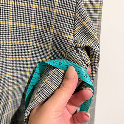 Brand Unknown Gray And Beige Plaid Blazer Jacket Size 12/22 | U/Arm to U/Arm 46cm