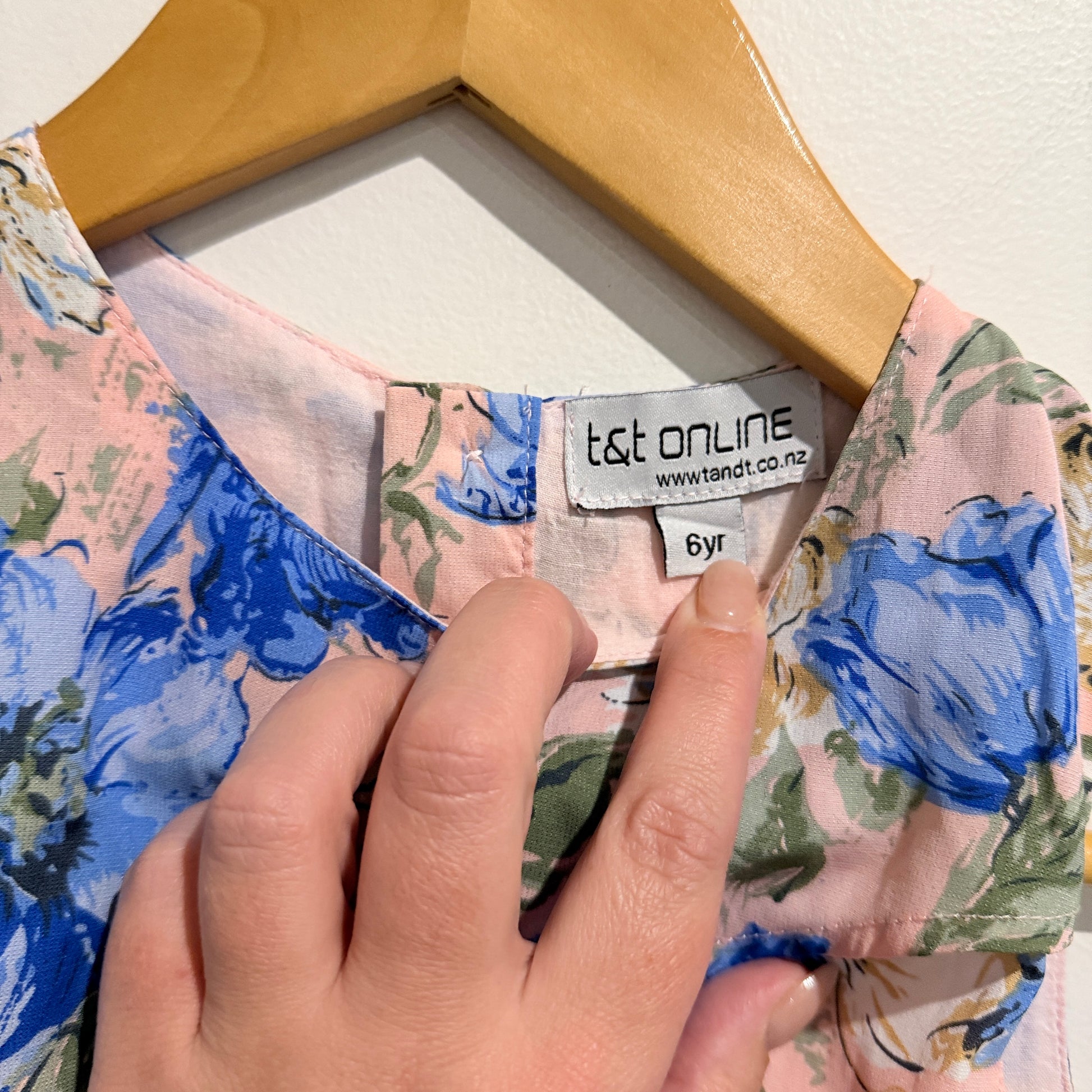 T&t Online Sleeveless Blue Floral Dress Size 6yr