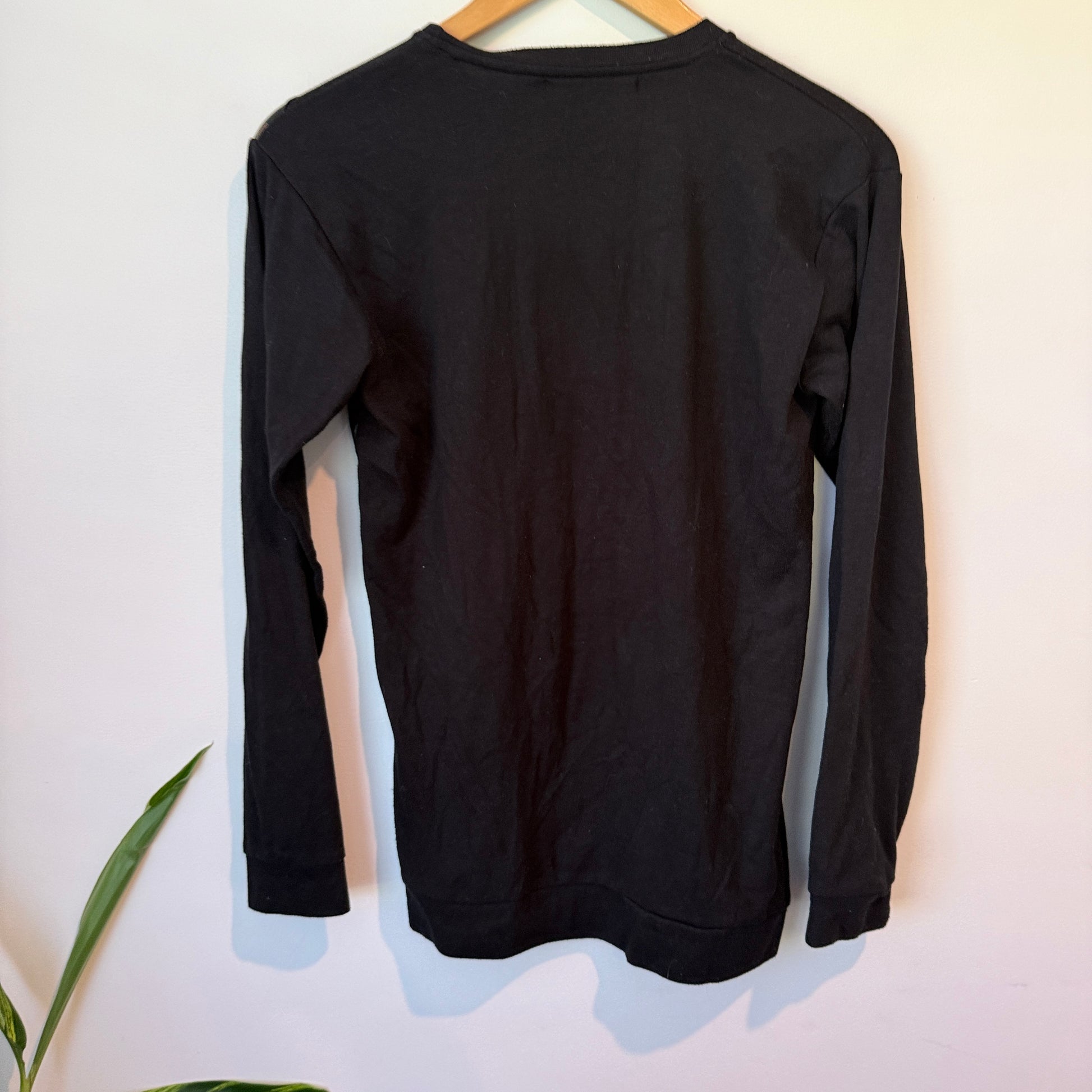 Armani Jeans Black Long-sleeved T-shirt Size U/Arm to U/Arm 47cm