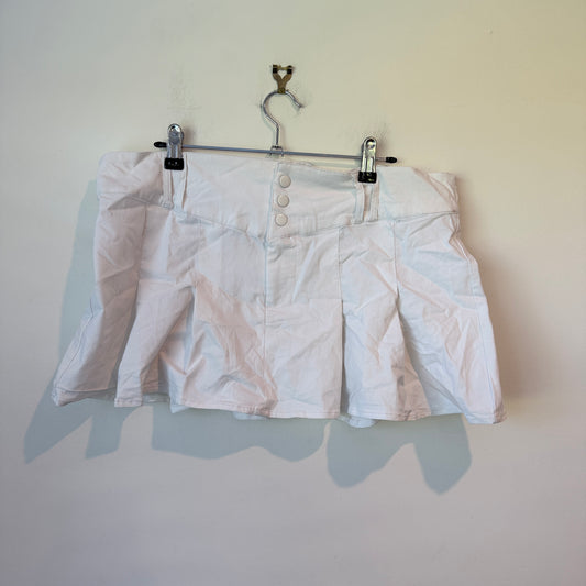 H & M White Pleated Mini Skirt Size L
