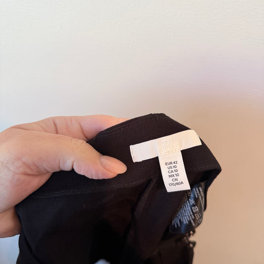H & M Black Wraparound Skort Size 42