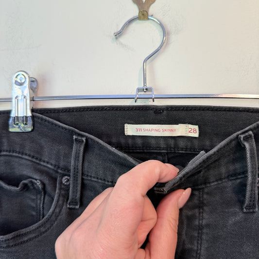 311 Faded Black Wash Skinny Jeans Size 28 | Waist 72cm