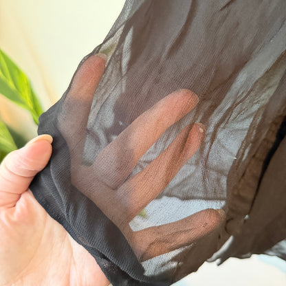 Brand Unknown Black Long-sleeved Sheer Top Size U/Arm to U/Arm 60cm