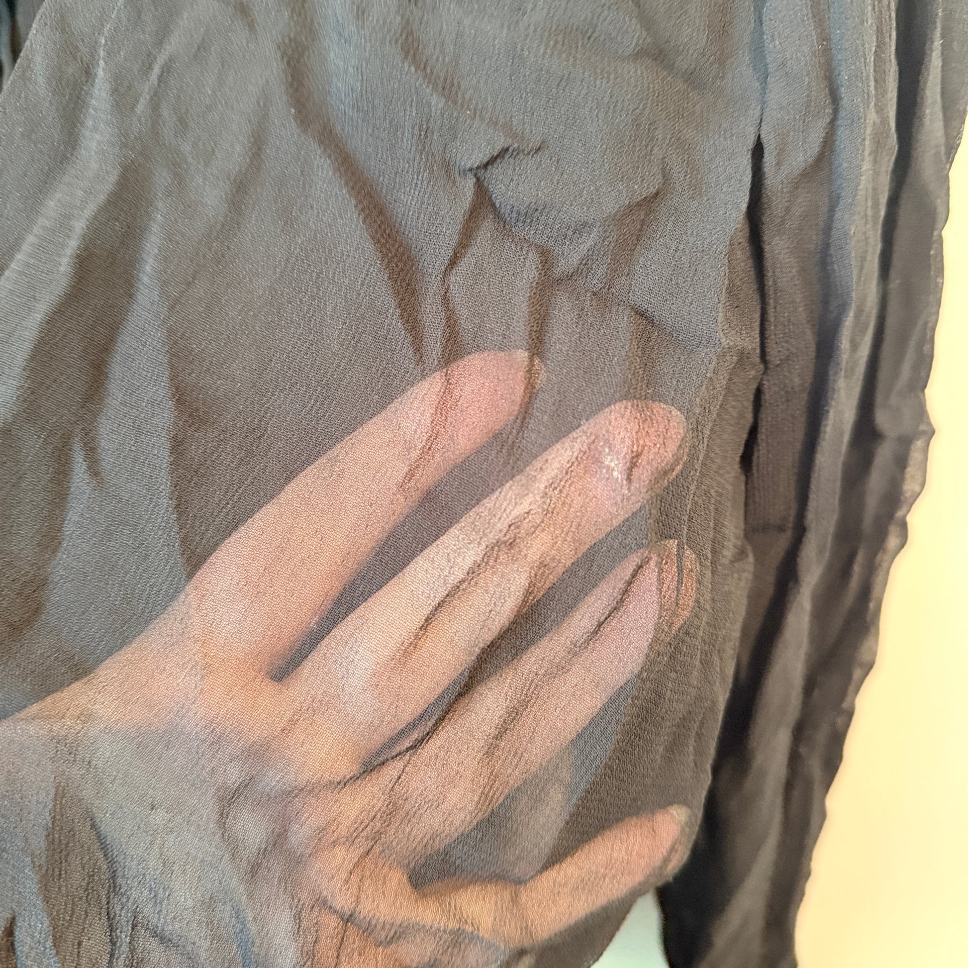 Brand Unknown Black Long-sleeved Sheer Top Size U/Arm to U/Arm 60cm