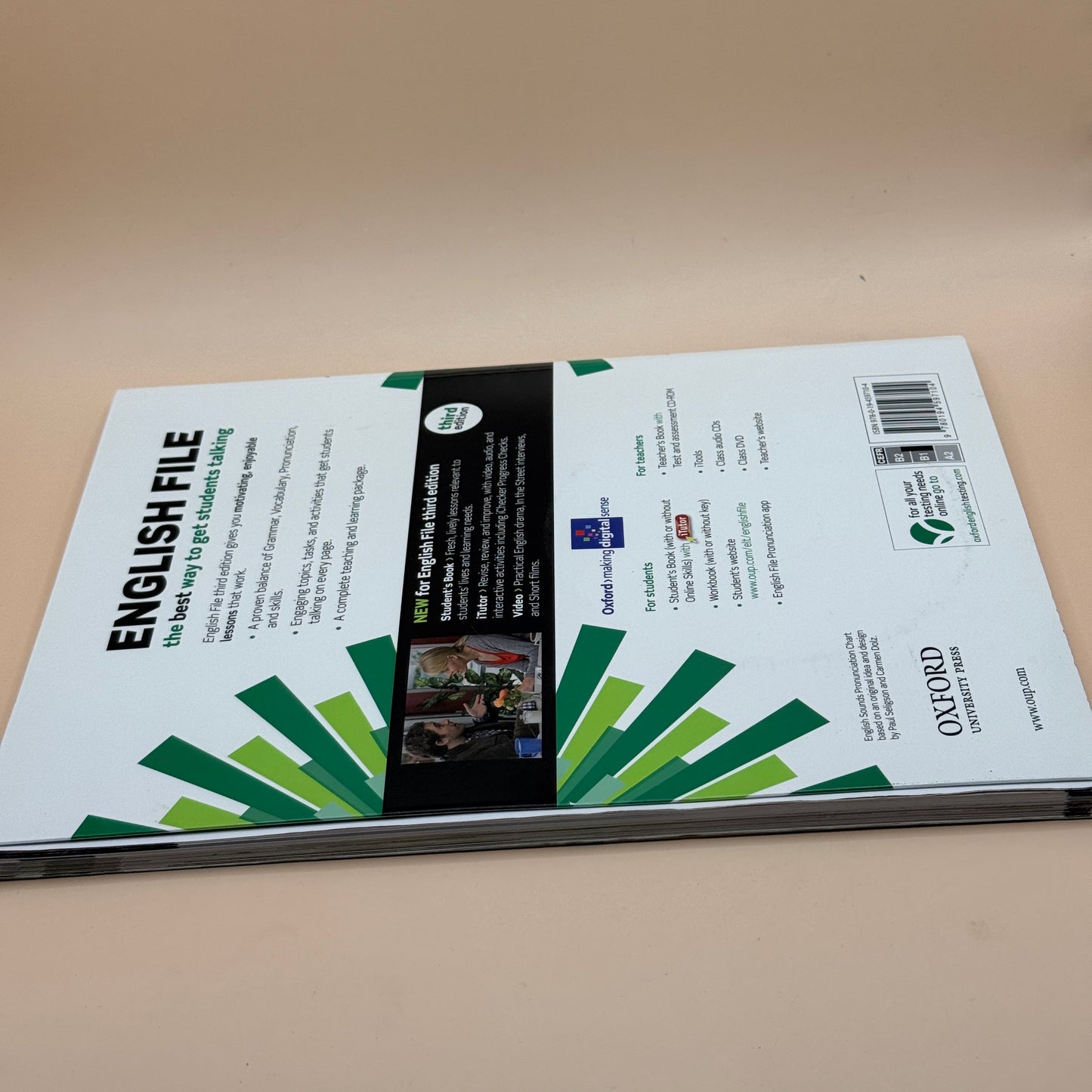 English File Intermediate Student's Book Third Edition by Christina Latham-Koenig and Clive Oxenden