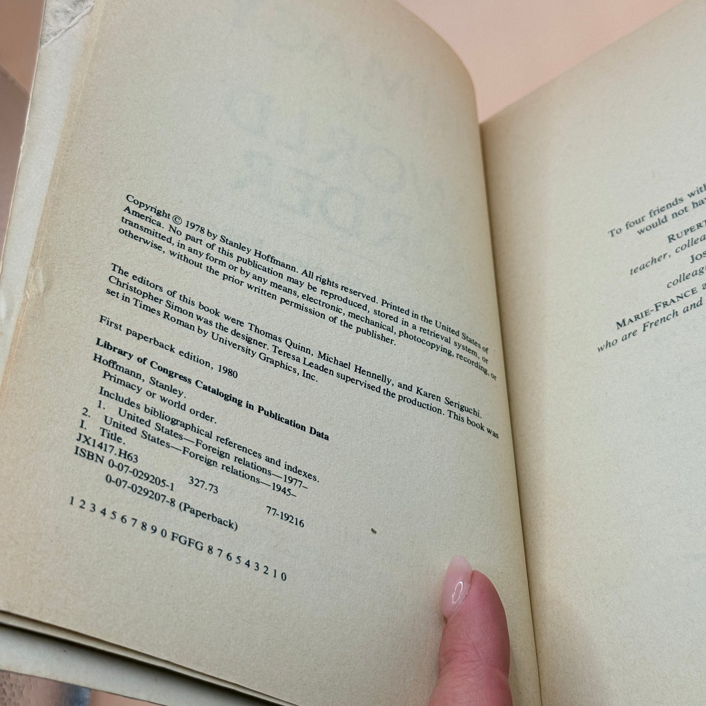 Primacy or World Order by Stanley Hoffmann