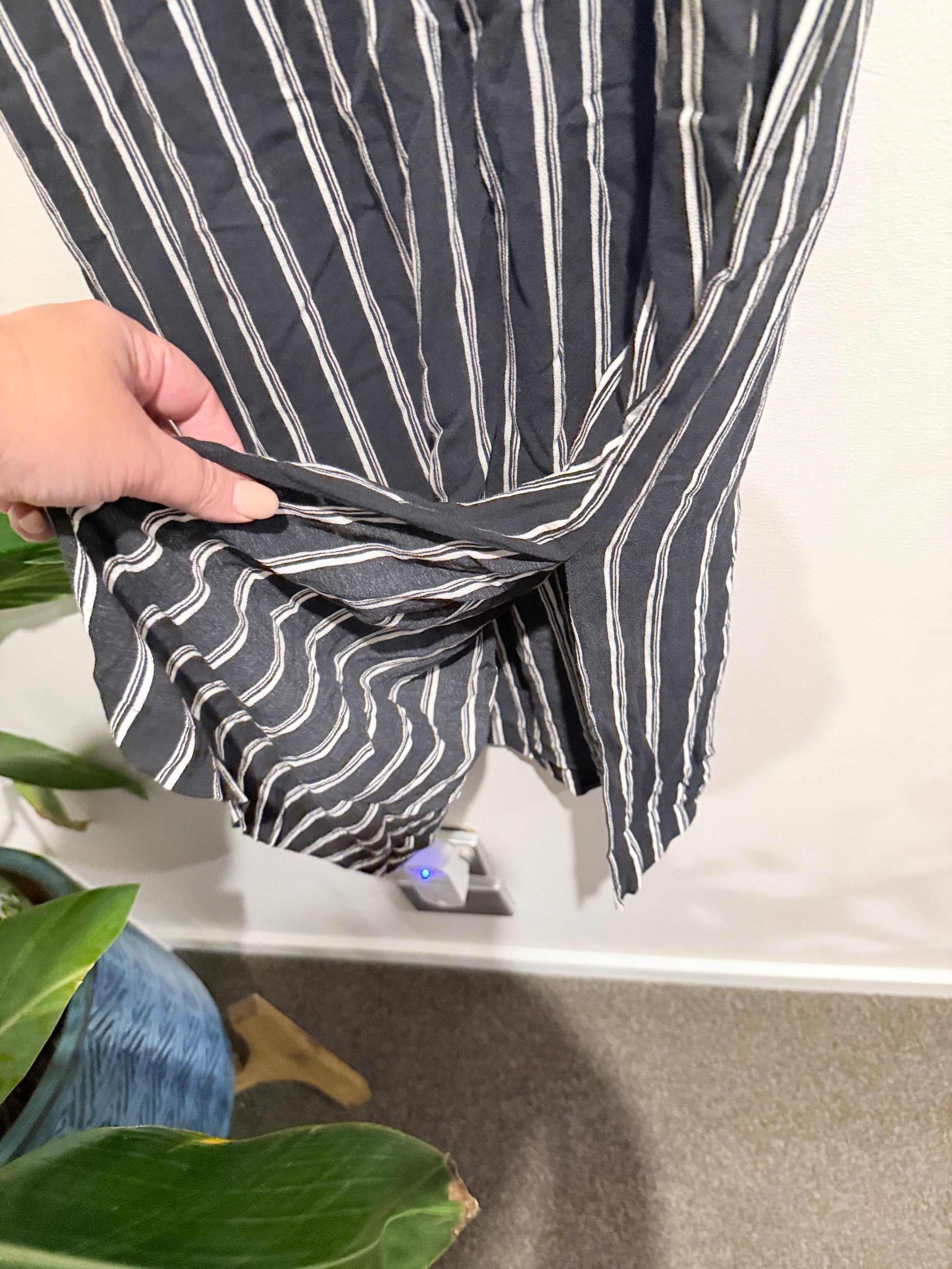 Country Road Black And White Striped Button-down Shirt Dress Size 4