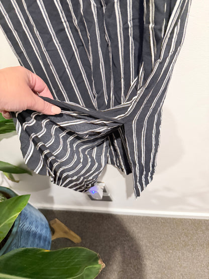 Country Road Black And White Striped Button-down Shirt Dress Size 4