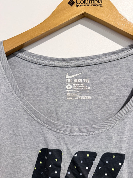 Nike Gray Graphic T-shirt Size M
