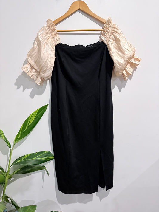 Magic Boutique Black With Cream Puff Sleeve Dress Size 2XL | U/Arm to U/Arm 45cm
