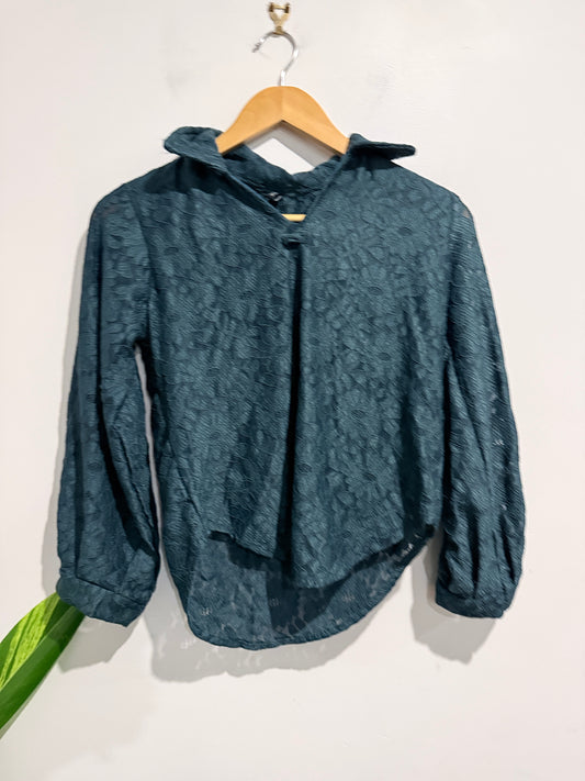 IAX Teal Lace Long-sleeve Shirt Size U/Arm to U/Arm 45