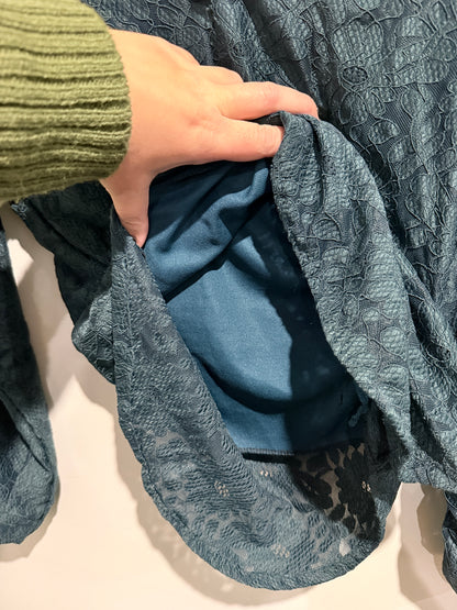 IAX Teal Lace Long-sleeve Shirt Size U/Arm to U/Arm 45