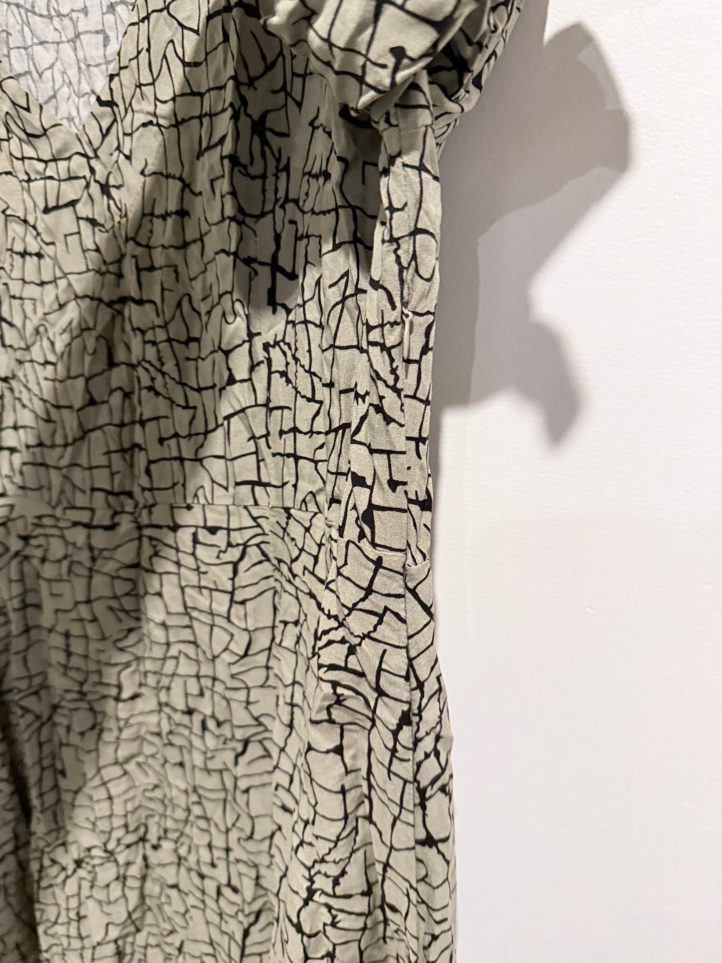 Nifty Soul Fervente Printed Short Sleeve Midi Dress. Size 12