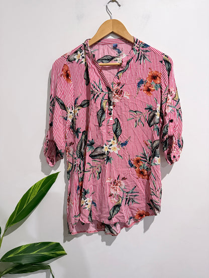 Brand Unknown Floral Print Henley Shirt Size XL | Size: U/Arm To U/Arm 51cm Size XL
