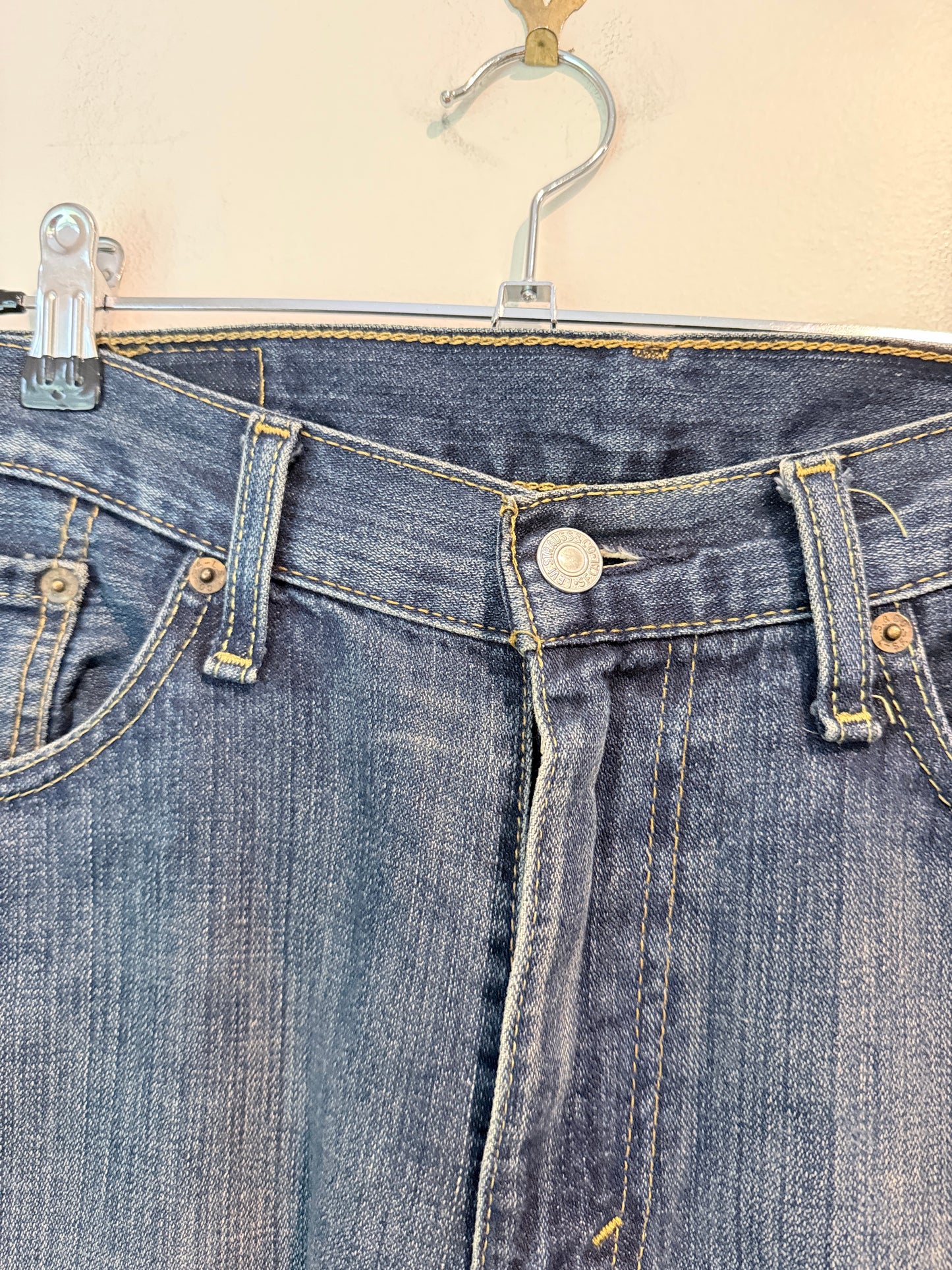 Levi Strauss Blue Denim Straight-leg Fit Jeans