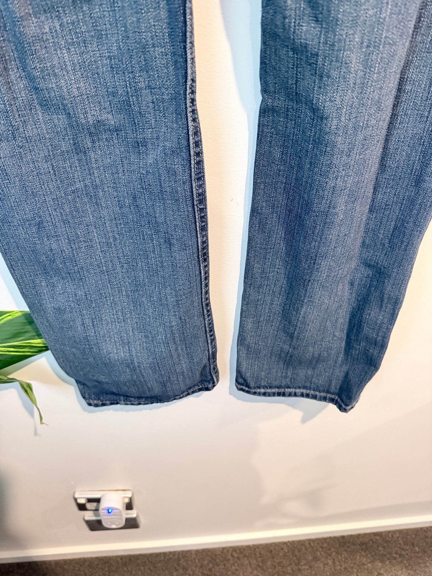Levi Strauss Blue Denim Straight-leg Fit Jeans