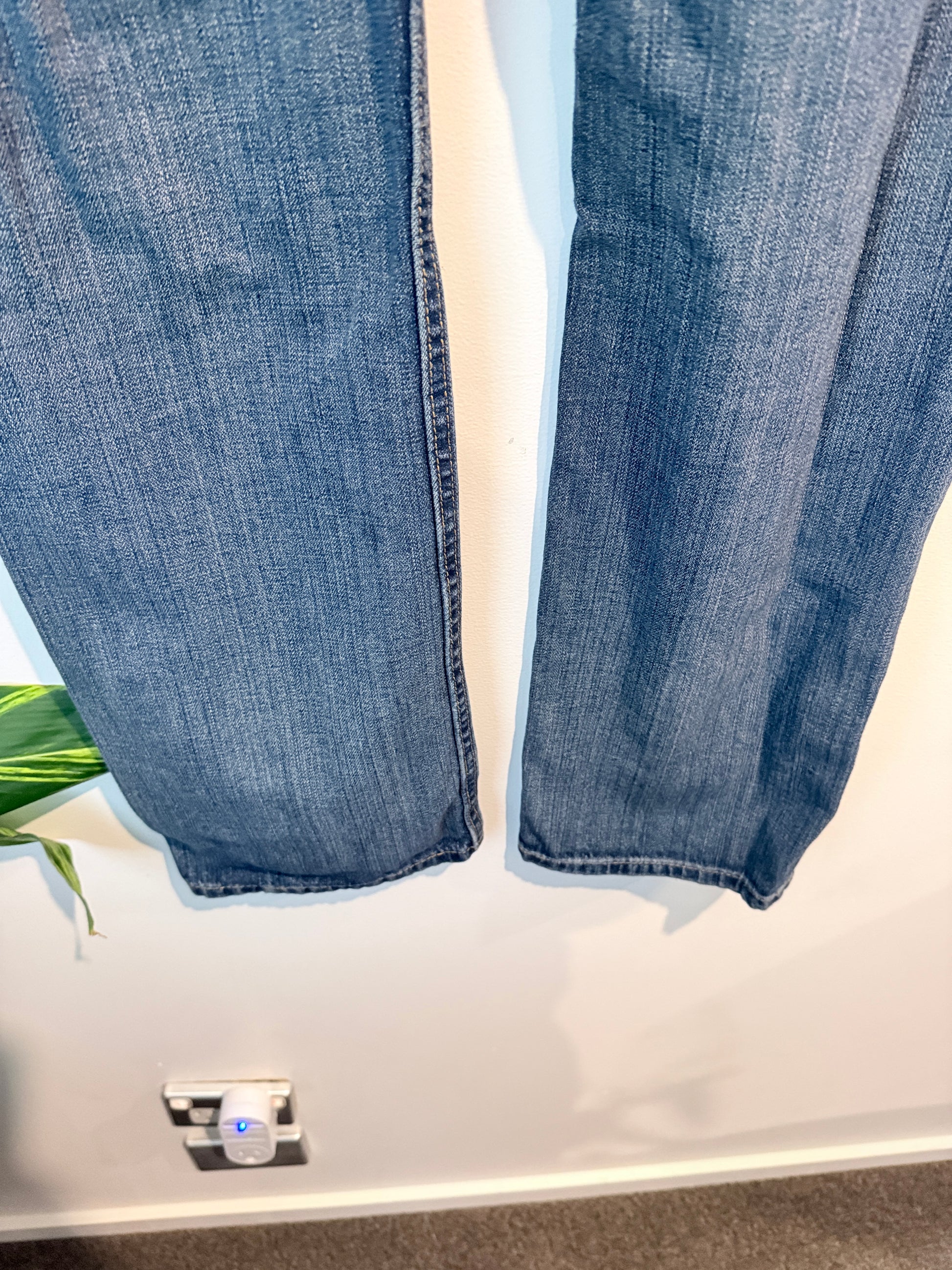 Levi Strauss Blue Denim Straight-leg Fit Jeans