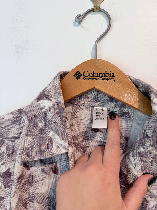JNBY Unique Pattern Shirt Size XL | U/arm to U/Arm 61cm