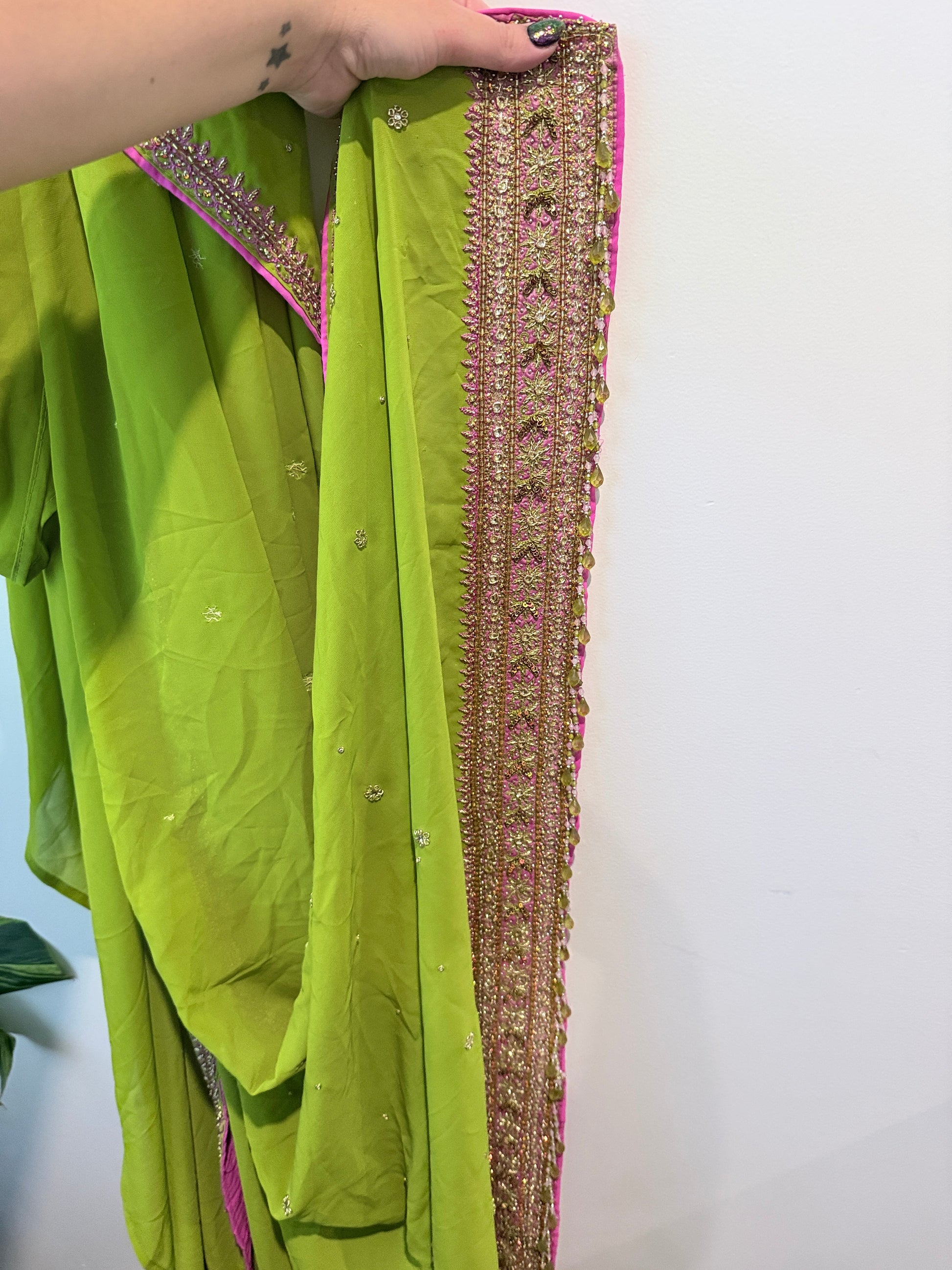 Brand Unknown Lime Green Chiffon Saree