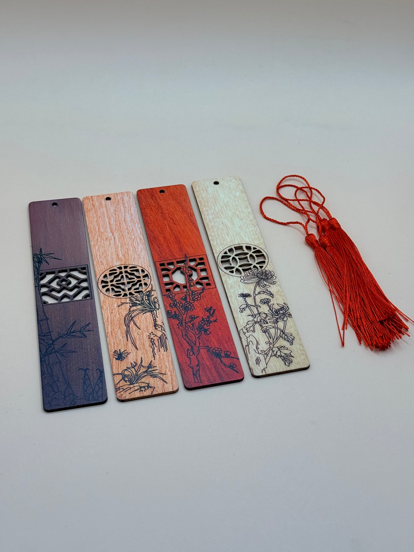 Set of 4 Decorative Wooden Bookmarks with Tassel