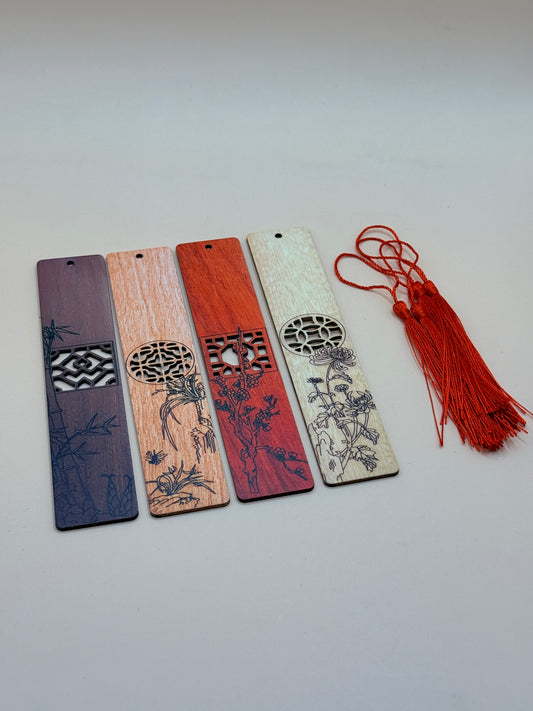 Set of 4 Decorative Wooden Bookmarks with Tassel