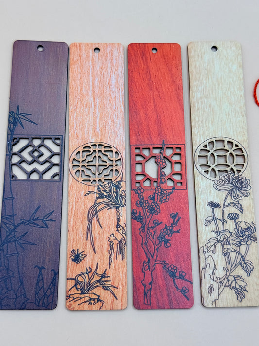 Set of 4 Decorative Wooden Bookmarks with Tassel