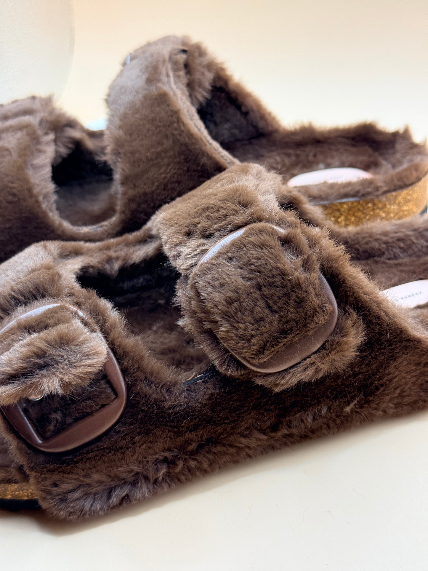 Simple and Sunday Faux Fur Lounge Slipper Slides – Chocolate Brown XL (suit size 10)