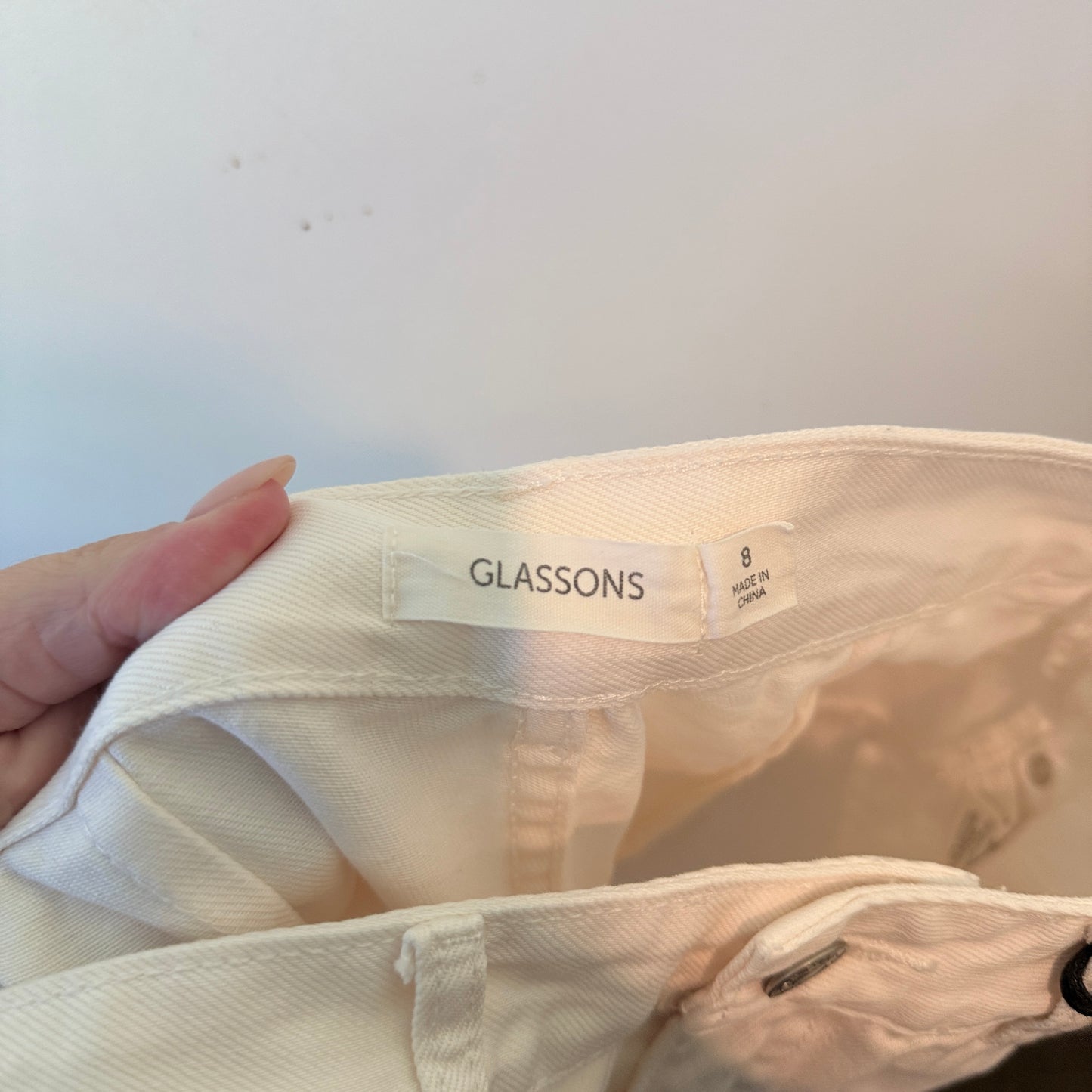 Glassons Super High Rise 90’s Straight Leg Jeans White Denim Size 8