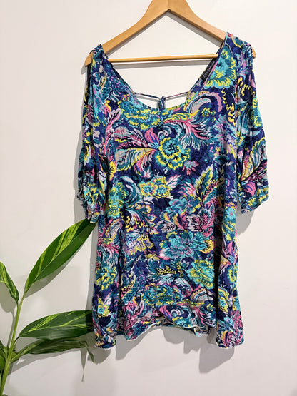 Zen Garden Vibrant Print Cold-shoulder Tunic Size L