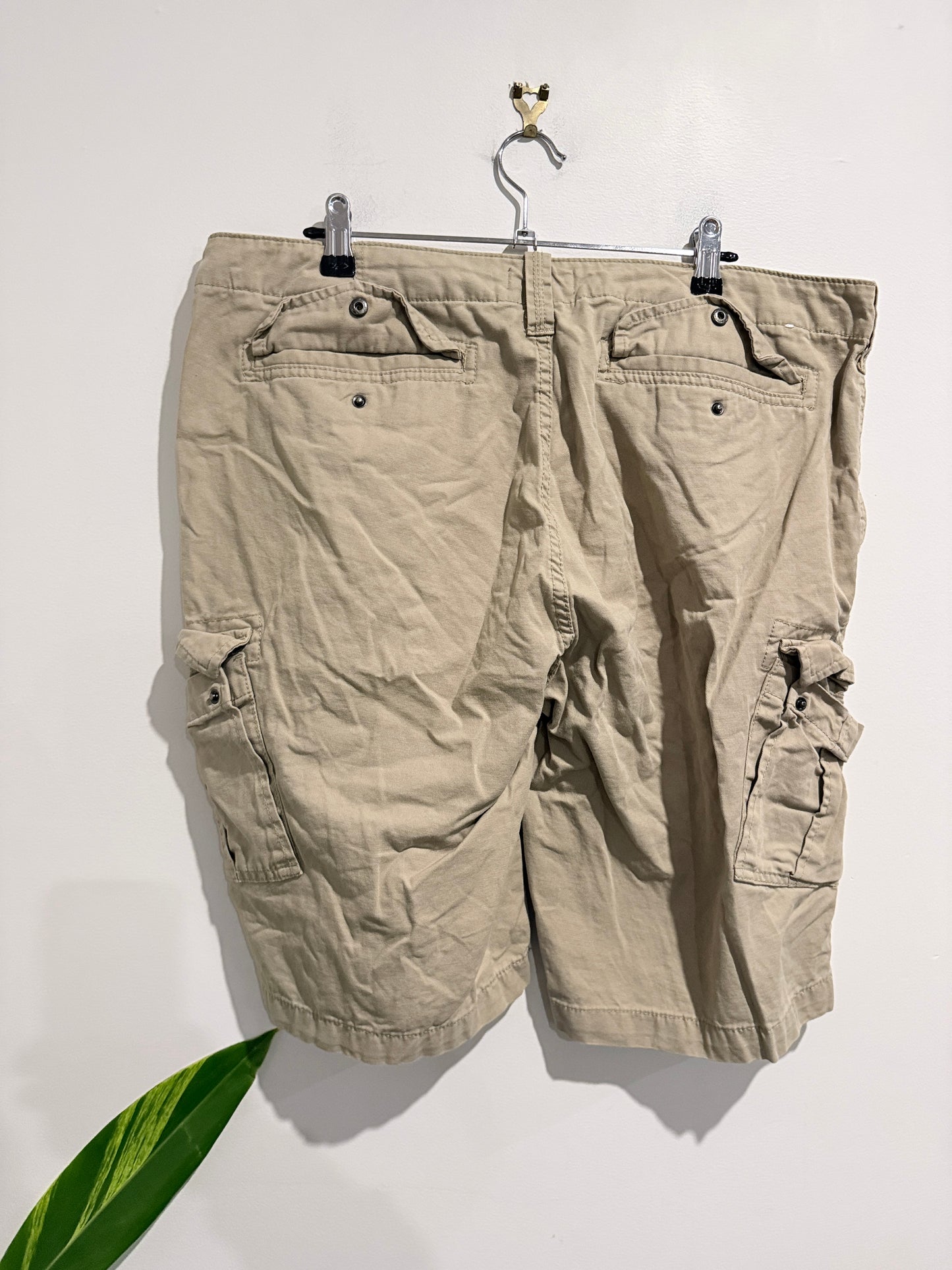 H.brothers Khaki Cargo Shorts Size M