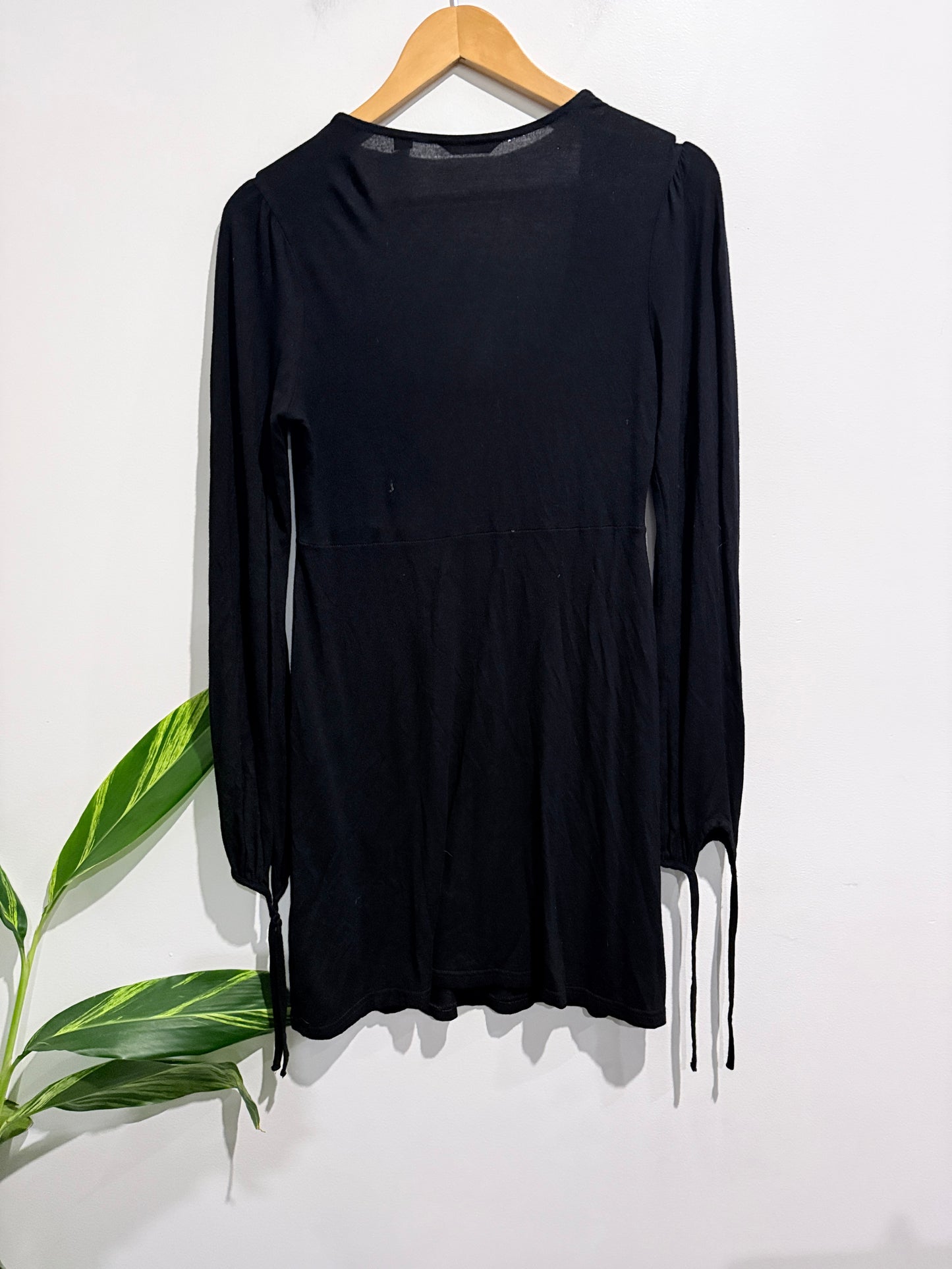 Ripe Maternity Black Scoop Necked Long-sleeved Mini Dress Size M