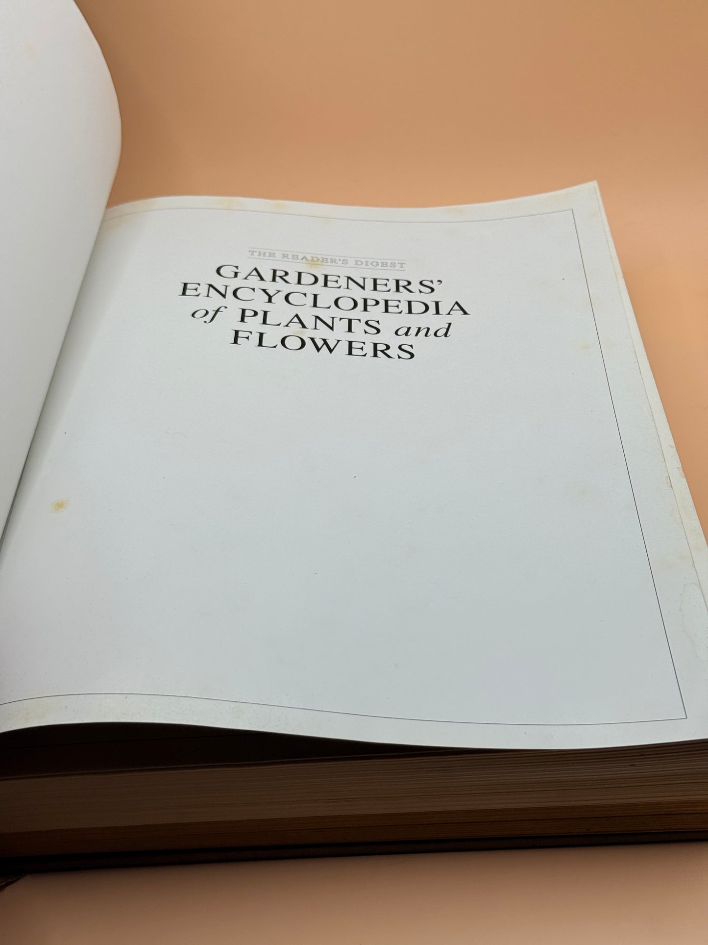 The Reader’s Digest Gardeners’ Encyclopedia Of Plants And Flowers By Reader’s Digest