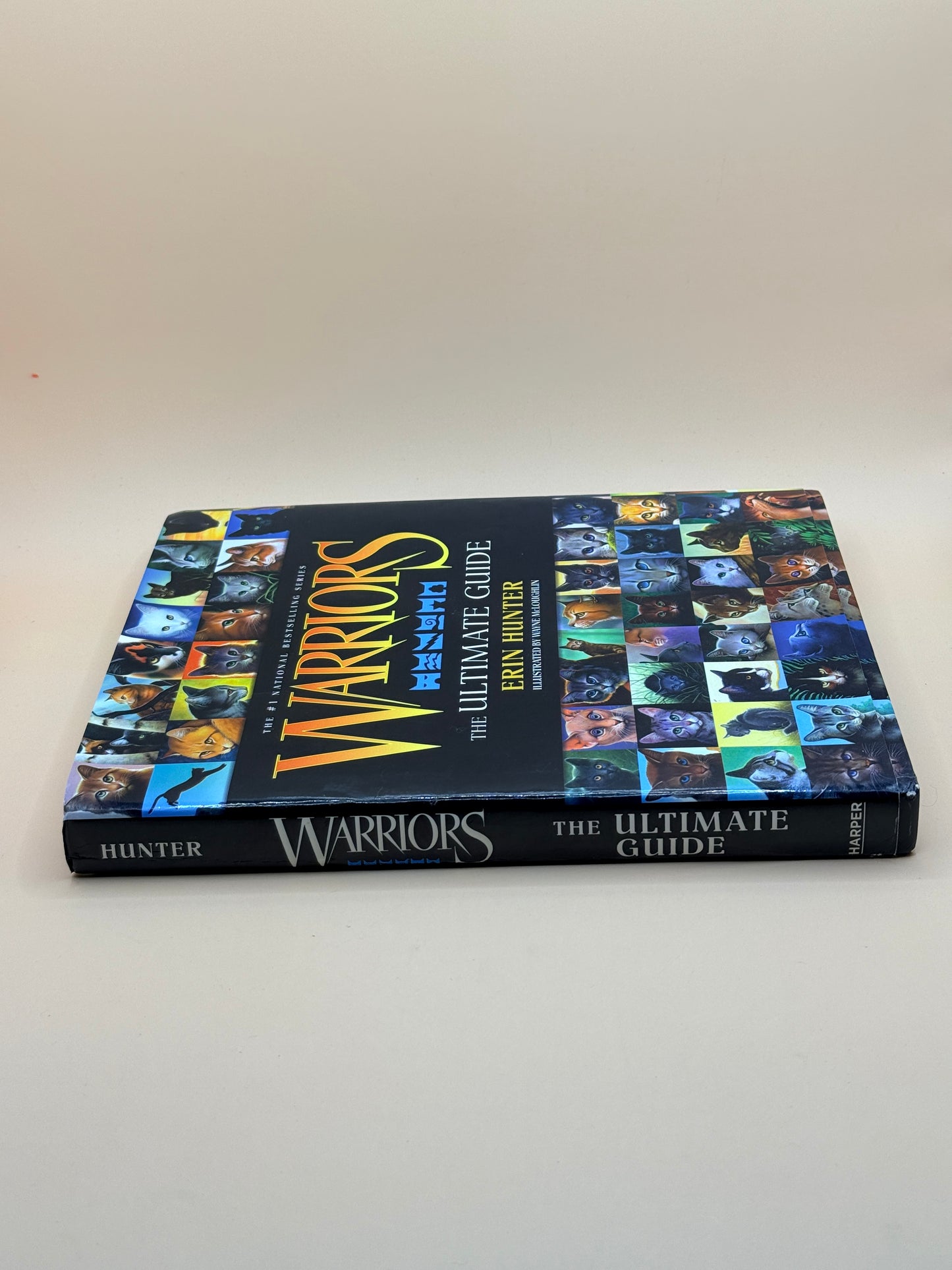 Warriors: The Ultimate Guide By Erin Hunter